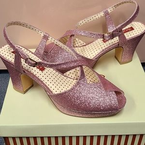 B.A.I.T. Shoes, 8.5, light pink glitter